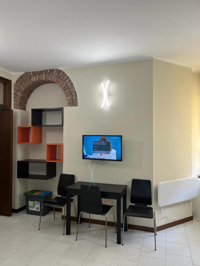 Milan Downtown Apartment ภายนอก รูปภาพ
