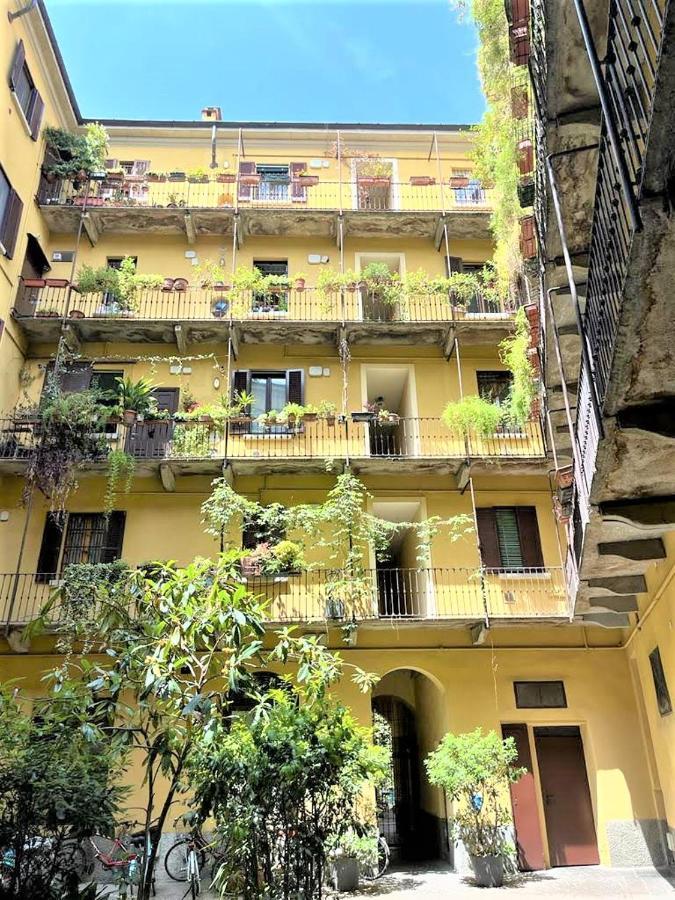 Milan Downtown Apartment ภายนอก รูปภาพ