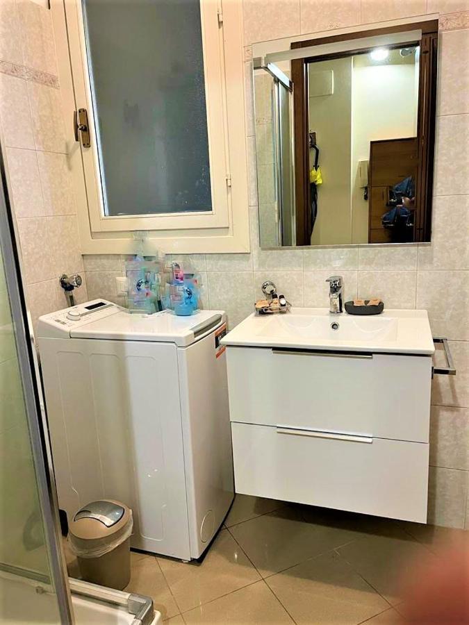 Milan Downtown Apartment ภายนอก รูปภาพ